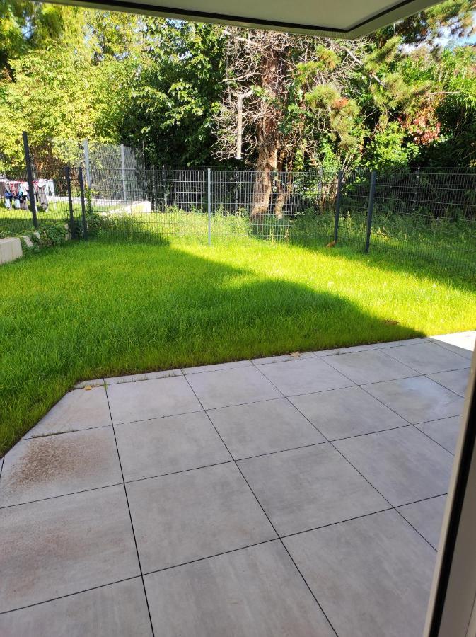 Apartment Roksox-home Gegenueber Der Uno-city Und Kaiserwasser Wien